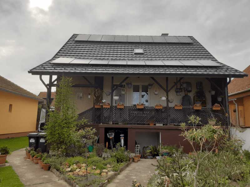 Lakitelek, családiház